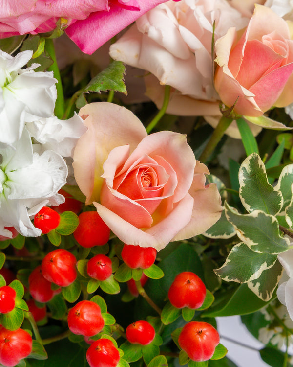 Darling Arrangement with Ceramic Vase | Presch Petals Dallas Florist