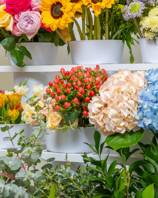 Polly White Flower Cart Rental | Presch Petals Dallas Florist